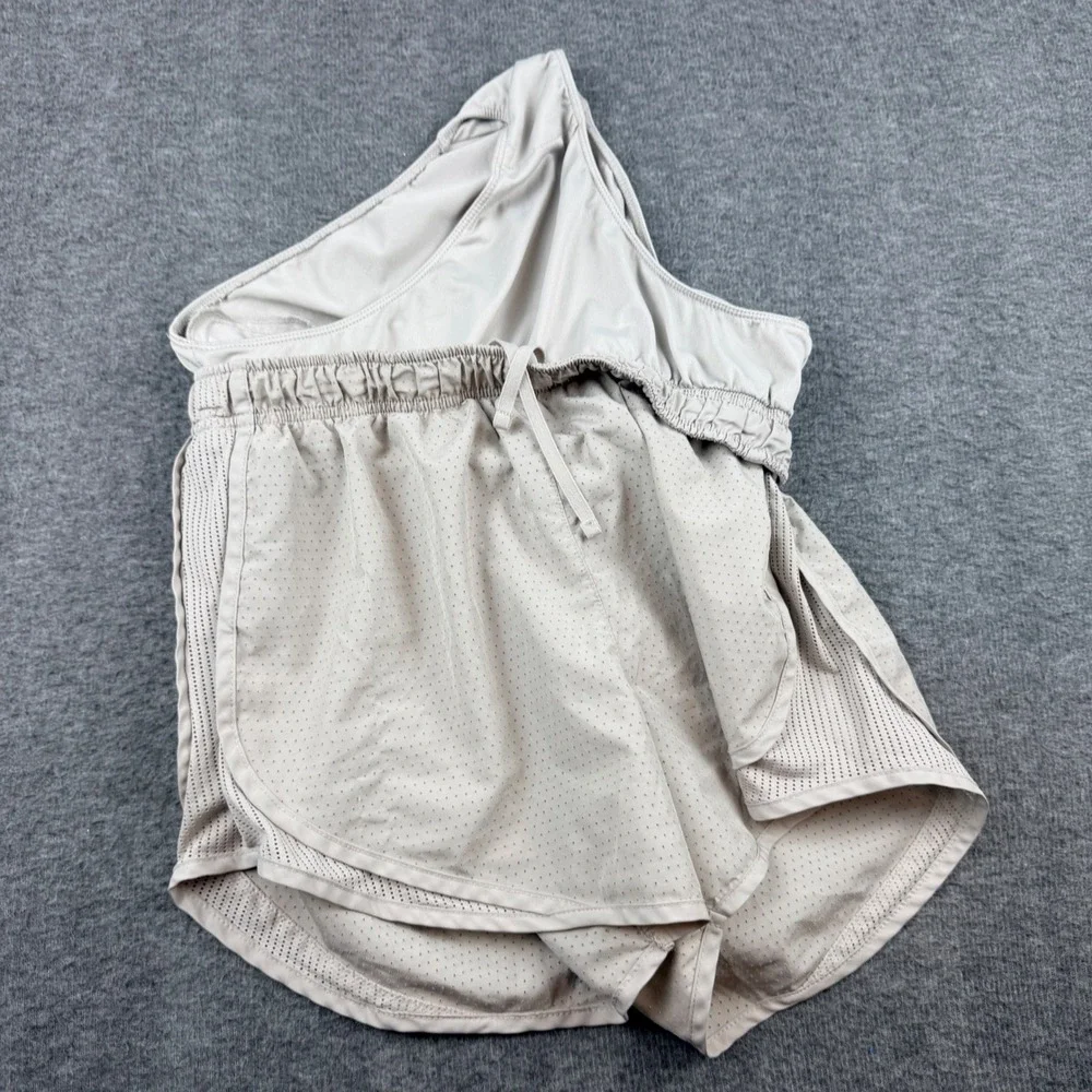 Nike Running Shorts Womens Size‎ M Beige Dri-FIT Perforated Tempo CI1764-286